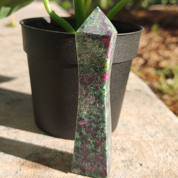 Ruby in Kyanite Tower - Picture 2 of 8